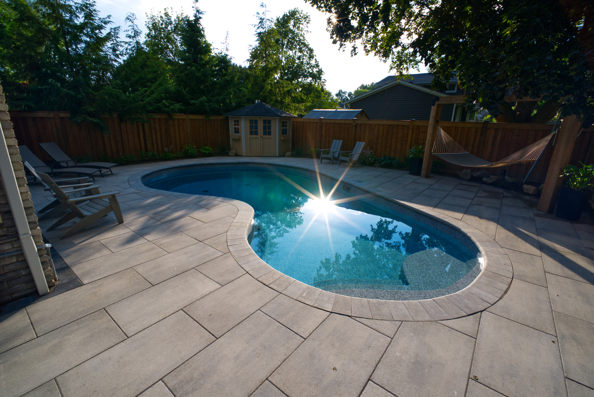 Vinyl Over Concrete/Steel Pools