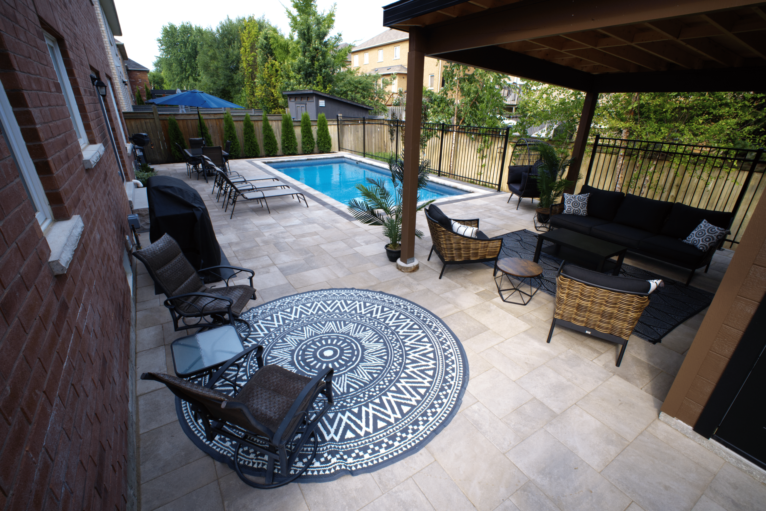 7 Pool Ideas That Actually Work for Small Backyards